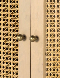 Islay Cabinet 26 Islay Cabinet -Home Furni Shop 109086 005 DET 6 PRODUCT