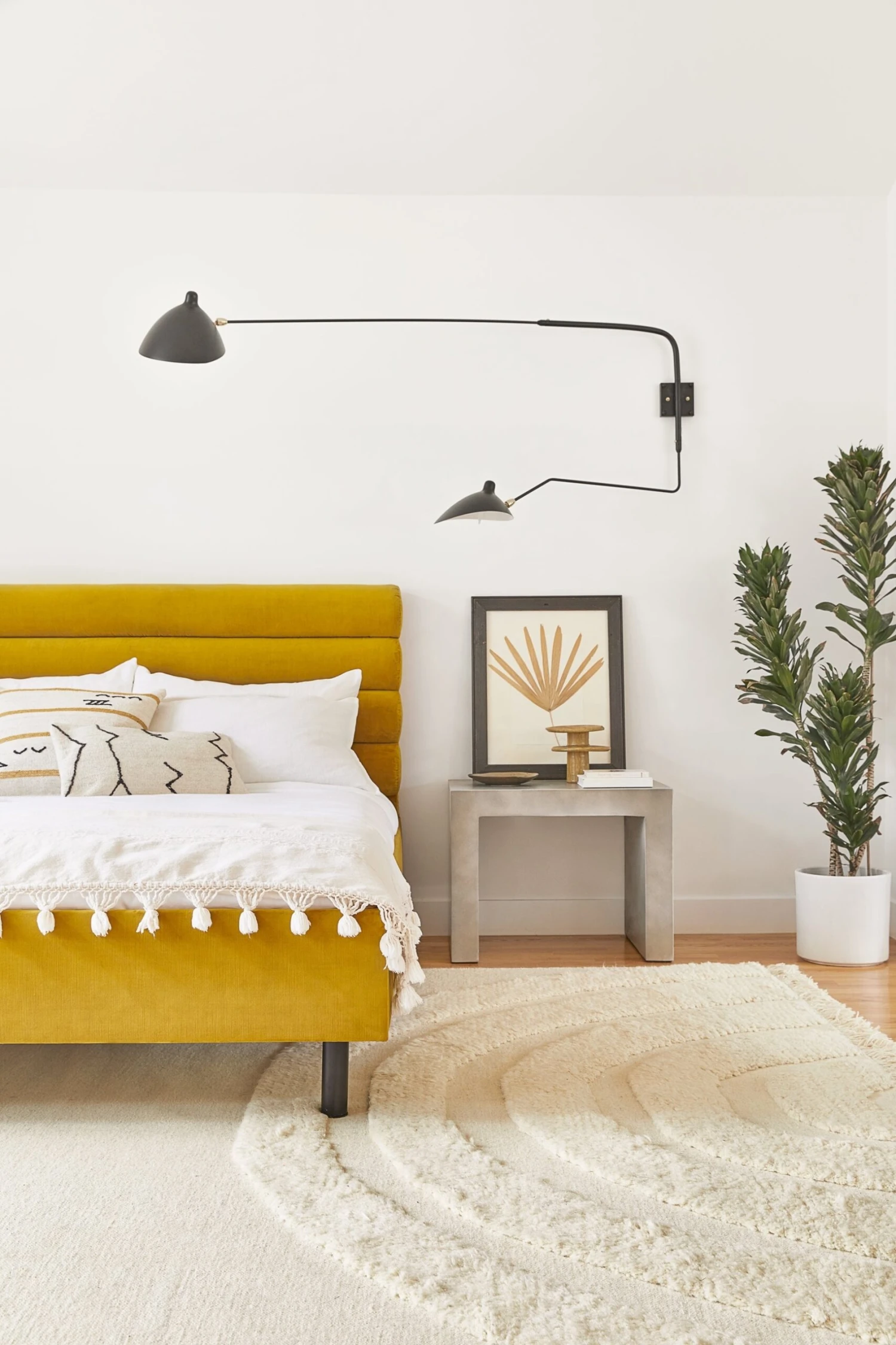 Gin Indoor / Outdoor Side Table 2 Gin Indoor / Outdoor Side Table - Image 2