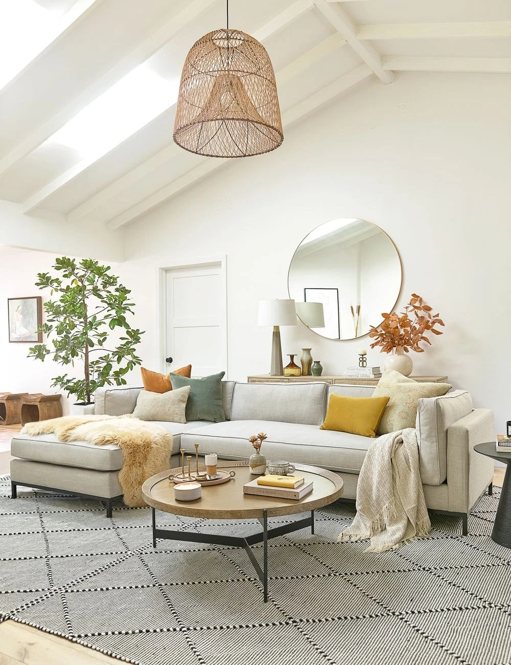 Fritzie Sectional Sofa 2 Fritzie Sectional Sofa - Image 2