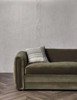 Eleanor Sofa -Home Furni Shop 20210728 FallStudioLifestyle0900 SITECROP 0216593d a9e2 487d bf23 a6baac9e70f9