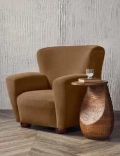 Avery Accent Chair -Home Furni Shop 20210728 FallStudioLifestyle1126 SITECROP bb8a9373 6688 456c 89e3 5a6f91572ec1