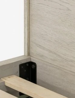 Effie Platform Bed -Home Furni Shop 224423 001 DET 2