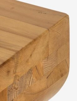 Britt Tall Pedestal -Home Furni Shop 228380 002 DET 5