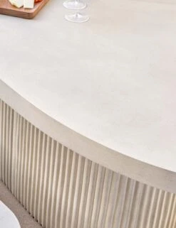 Lelia Indoor / Outdoor Oval Dining Table -Home Furni Shop 51031227 4 LIFESTYLE