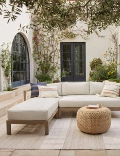 Vela Pouf -Home Furni Shop CasualEntertainingIIv2 35852 SITECROP 2 c8aae3e8 6952 46ae bb53 de3624c13fb0