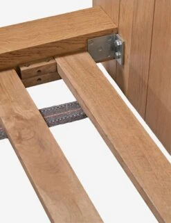 Siegel Platform Bed -Home Furni Shop RP 1040 24 04 1 28a89cde f9d9 40ed b586 af14da9223fb